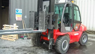 Seitenschieber mit vergrößertem Seitenschub T151P-C