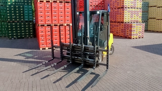 Triple Pallet Handler T429B1-2-3